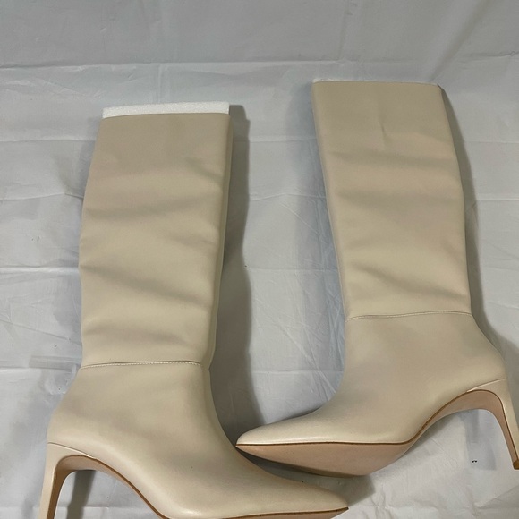 BCBY new never work women’s boots in tan color size 7 - Picture 5 of 5